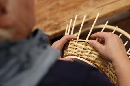 2_pletarska delavnica_30.12.2022_foto_alenka Strazisar lamovsek (13)